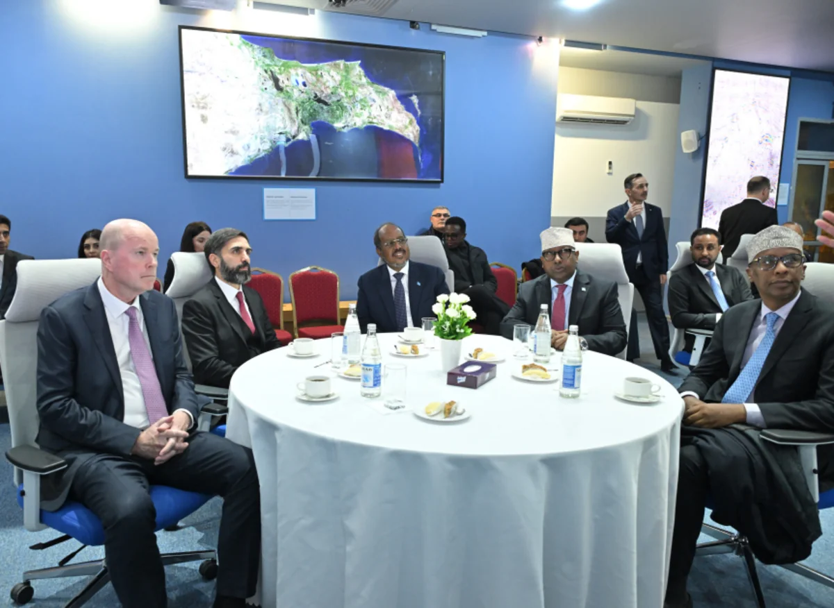 Somali Prezidenti Səngəçal neft terminalı ilə tanış olub