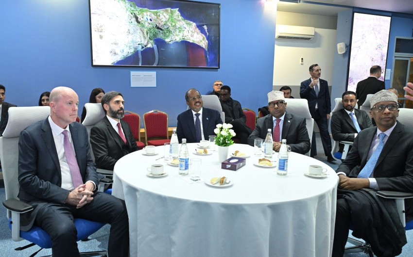 Somali Prezidenti Səngəçal neft terminalı ilə tanış olub