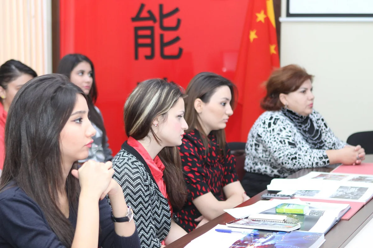 Leyla Əliyevanın şeiri Çin dilində səsləndirilib