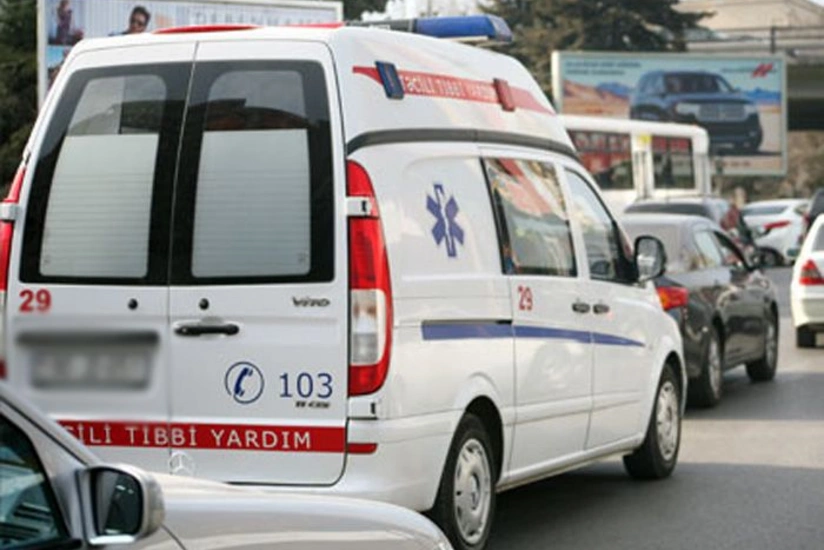 Yevlaxda pivə maşını gənc oğlanı vurub