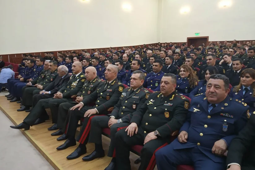 Silahlı Qüvvələrin Təlim və Tədris Mərkəzində Yolumuz Heydər Əliyev yoludur mövzusunda tədbir keçirilib