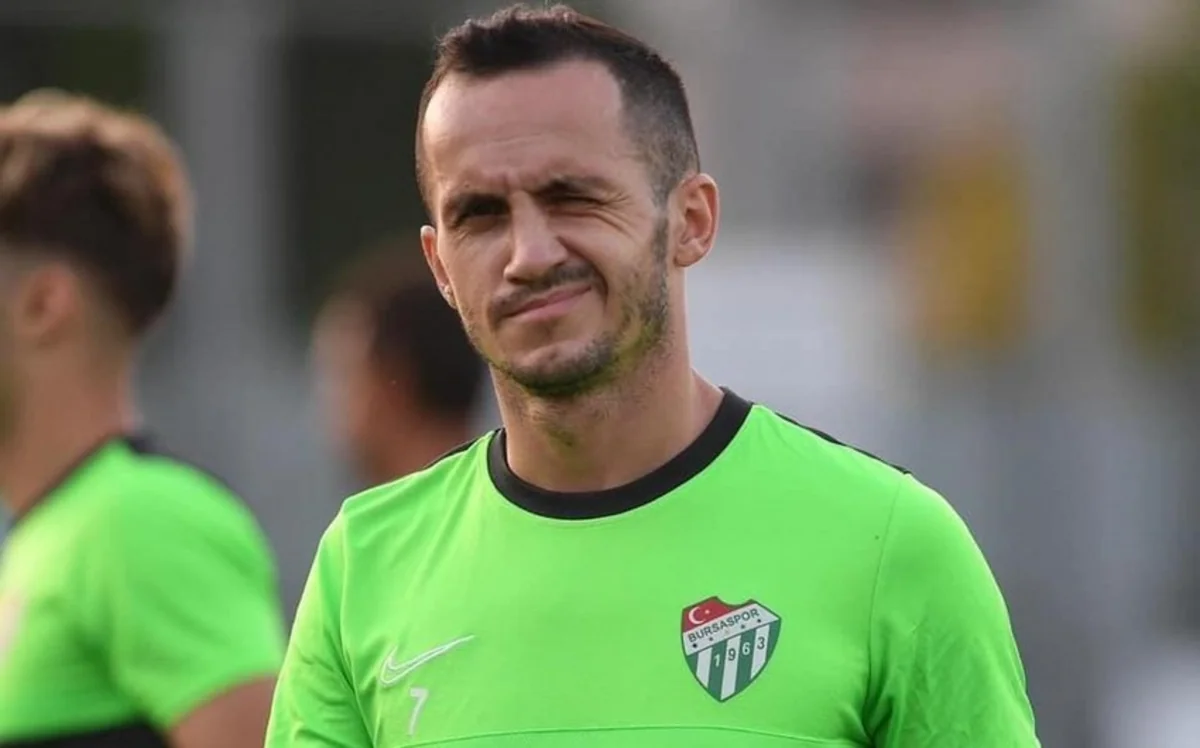 Superliqa klubu Namik Ələskərovu transfer etmək istəyir
