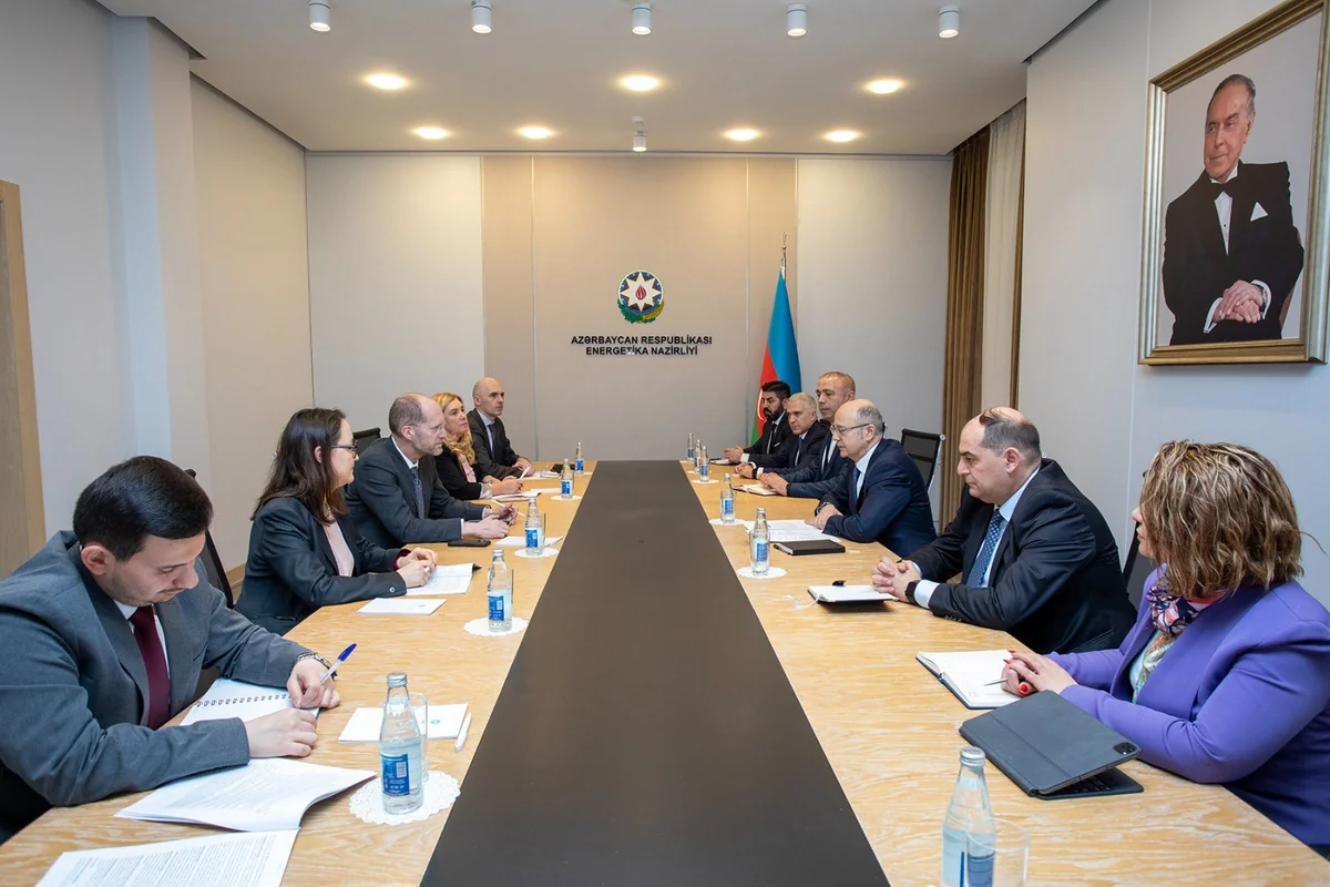 Azerbaijan, EBRD explore collaboration in green energy