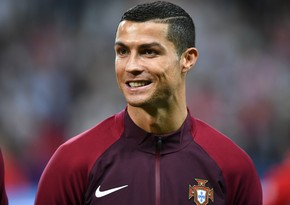 Ronaldunun agenti hücumçunun xidmətlərini Mançester Sitiyə təklif edib