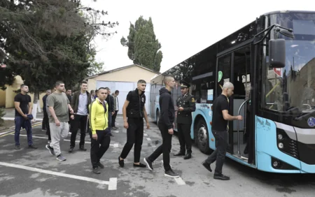 Azərbaycanda hərbi xidmətə növbəti çağırış başlayıb