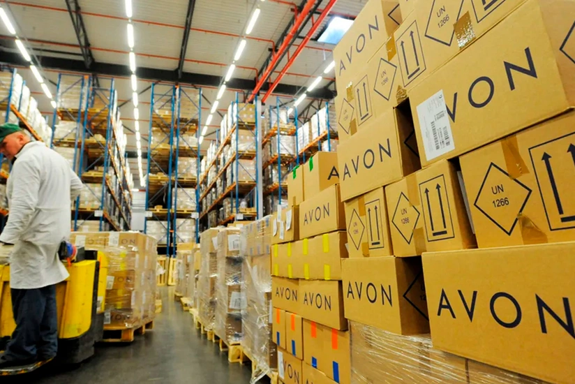 Холдинг Avon Products подал на банкротство в США