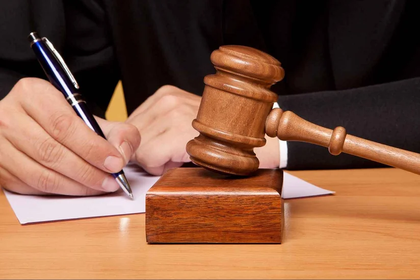 Dələduzluqda təqsirləndirilən sabiq müstəntiqin apellyasiya şikayəti təmin edilməyib