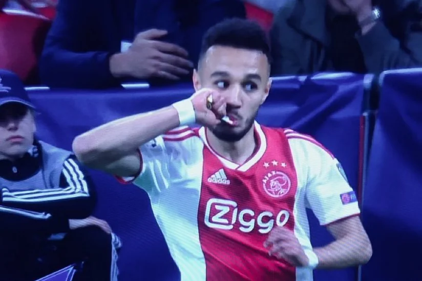 Футболисты Аякса открыли ифтар во время матча с Тоттенхэмом