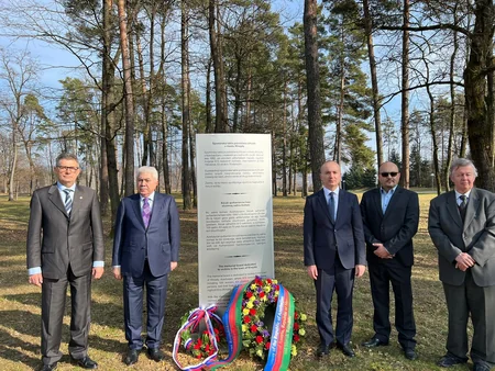Представители азербайджанской диаспоры посетили мемориал жертвам Ходжалинской резни в Словении