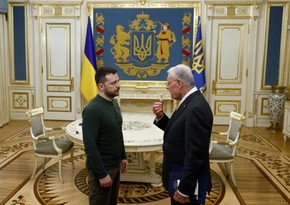 Ukrainian President meets with Keith Kellogg