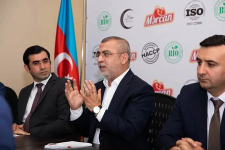 Direktor: Mərcan” toyuqları su ilə deyil, hava ilə soyudulur - REPORTAJ