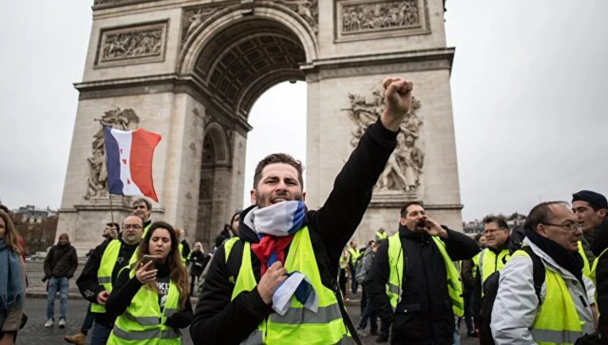 Число пострадавших в ходе протестов в Париже возросло до 65 человек  - ОБНОВЛЕНО - 3 - ВИДЕО