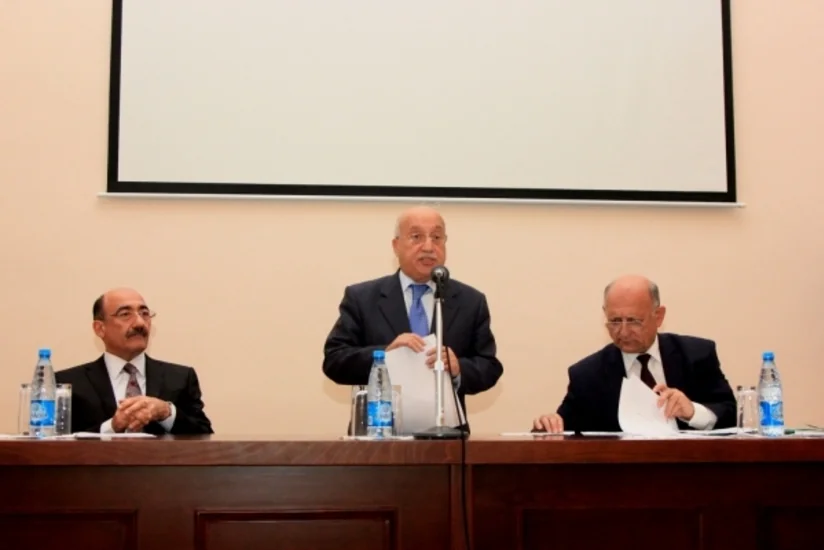 Əbülfəs Qarayev: Nazirlik əməkdaşlarının 20 faizə qədəri dövlət qulluğuna yeni qəbul edilmiş gənclərdir