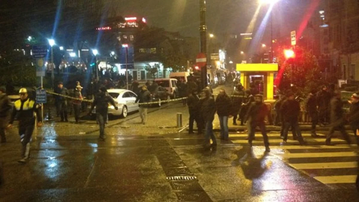 Policeman dies following suicide attack in Istanbul