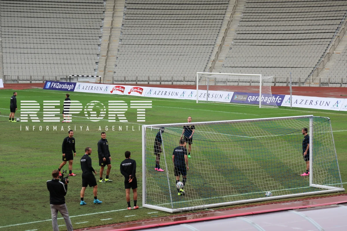 ​Qarabağ və Yanq Boyz komandaları oyunöncəsi son məşqlərini keçirib - FOTO