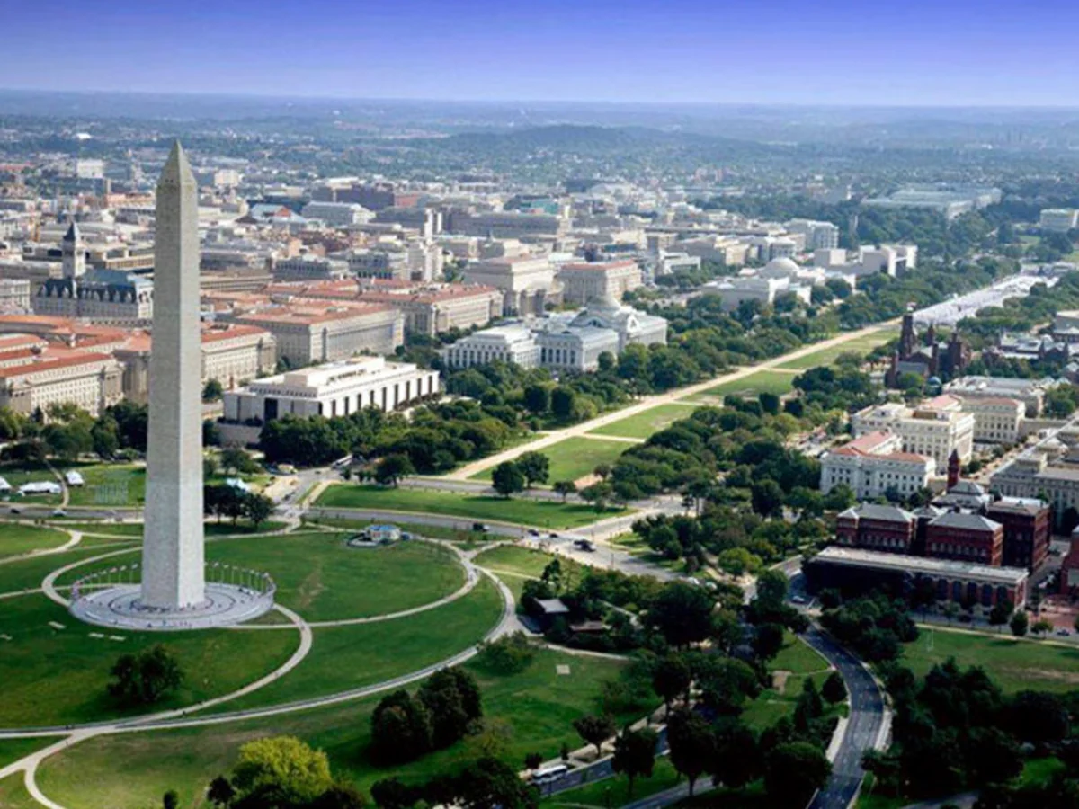 Azerbaijani businessmen invited to investment summit in USA