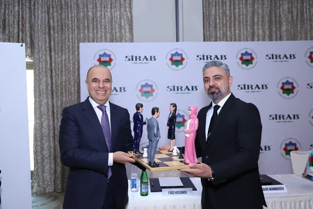 Çempion şahmatçılar “Sirab”ı seçdi