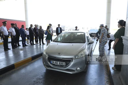Vüqar Əliyev: “Sədərək” gömrük postunda gündəlik 3000 nəfərə yaxın vətəndaşa xidmət göstərilir”