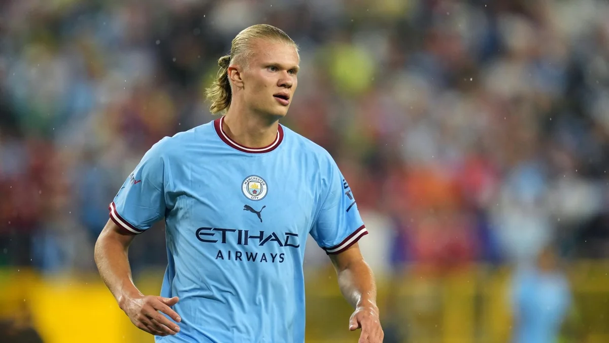 ПСЖ готов заплатить за игрока Ман Сити Холанда около €200 млн