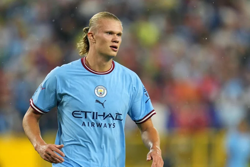 ПСЖ готов заплатить за игрока Ман Сити Холанда около €200 млн