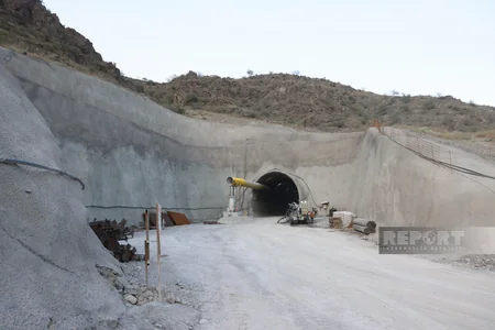 Horadiz-Ağbənd dəmir yolu xəttinin tikintisi üzrə işlərin 57 %-i tamamlanıb