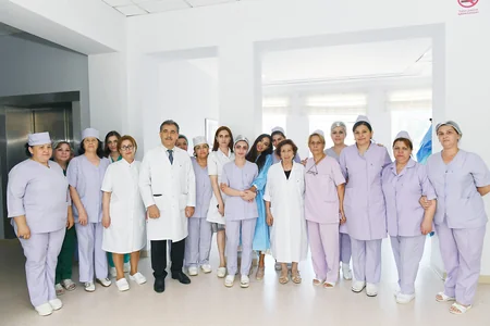 Leyla Əliyeva Bakının bir sıra tibb müəssisələrində müalicə alan uşaqlarla görüşüb