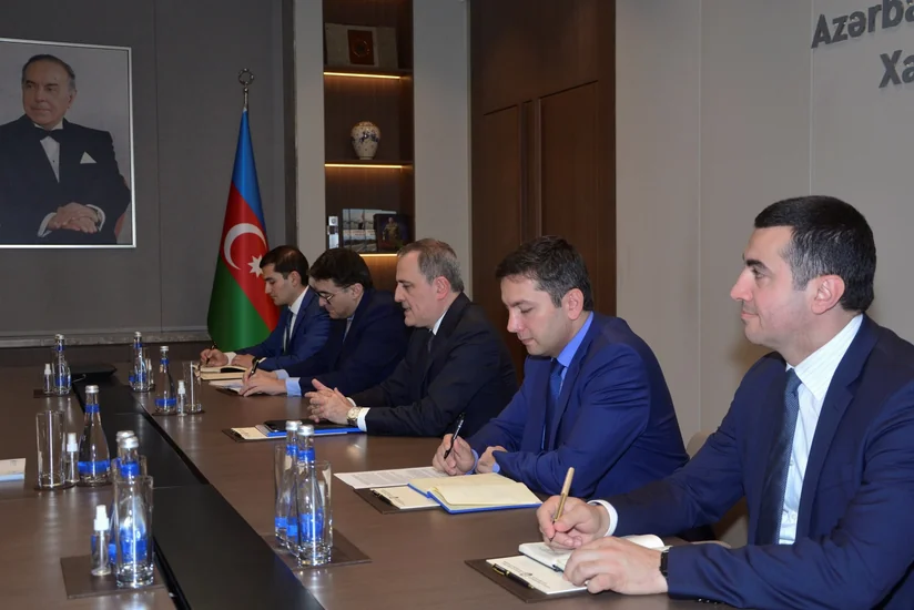 Ceyhun Bayramov BMT rəsmisi ilə Dayanıqlı İnkişaf Məqsədlərinin icrasını müzakirə edib