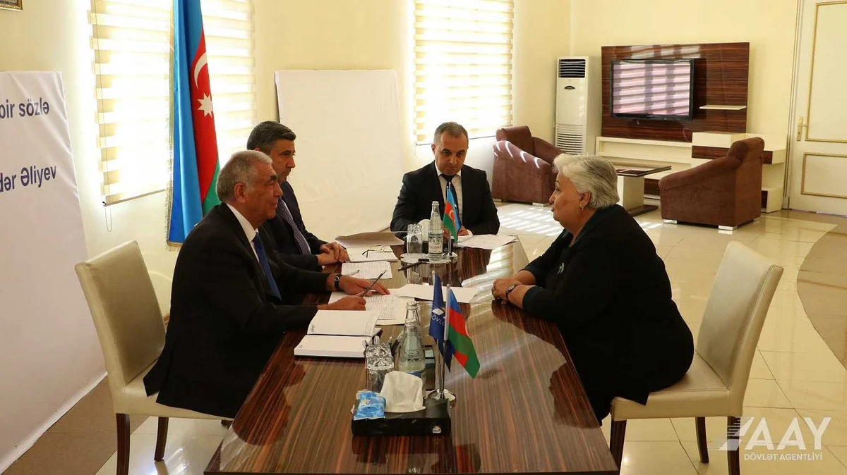 Saleh Məmmədov Qazaxda vətəndaşları qəbul edib