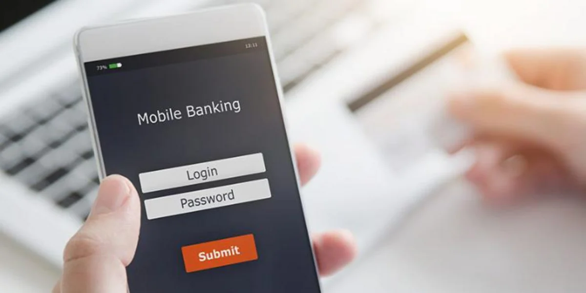 Mobile banking transactions in Azerbaijan down by over 7% in value