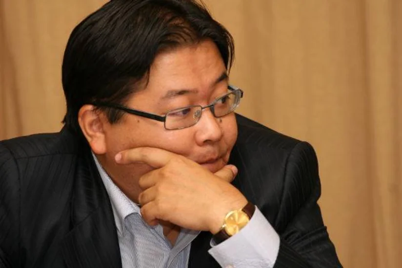 ​Qazaxıstanlı politoloq: Serj Sarqsyan siyasi baxımdan canlı meyitdir - ŞƏRH