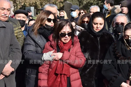 Tanınmış ictimai xadim Ramiz Abutalıbov dəfn olunub