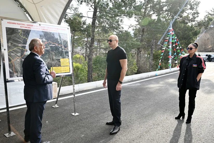 Prezident İlham Əliyev və xanımı Ağdərənin Umudlu kəndinə gedən avtomobil yolunun açılışında iştirak edib - YENİLƏNİB