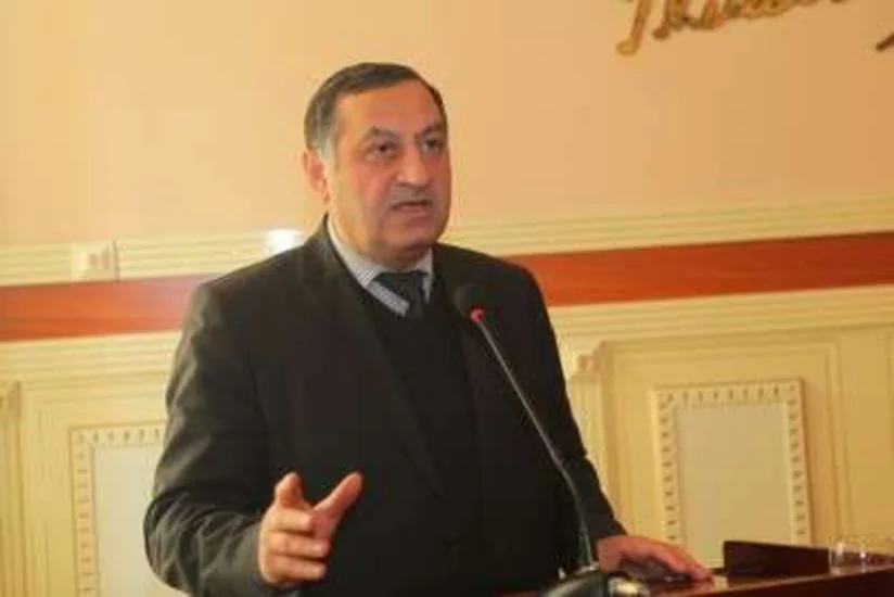 BDU-nun sözçüsü: “Şamil Vəliyev kafedra müdirliyində qalır”