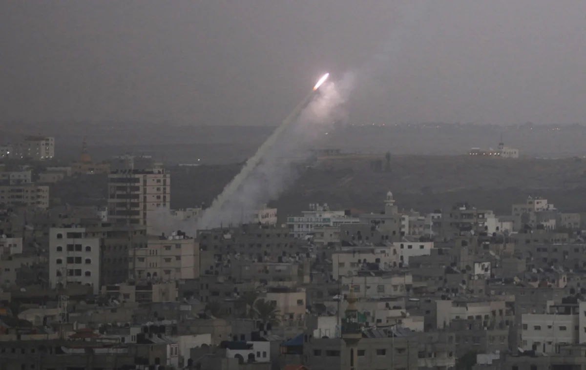 İsrail ordusu Qəzza zolağından atılan iki raketi zərəsizləşdirdi