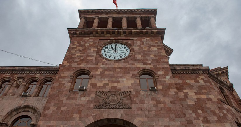 Samvelin “fərman-fərman” oyunu – etibarsız, oğru, yalançı imicin təsdiqi - ŞƏRH
