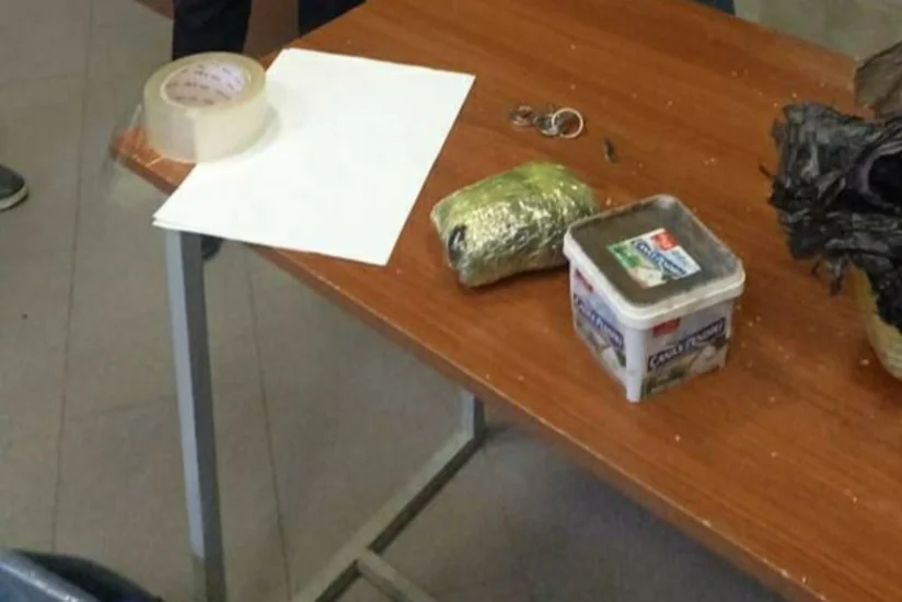 Qəbələdə narkokuryerlik edən şəxsdən külli miqdarda narkotik vasitə götürülüb