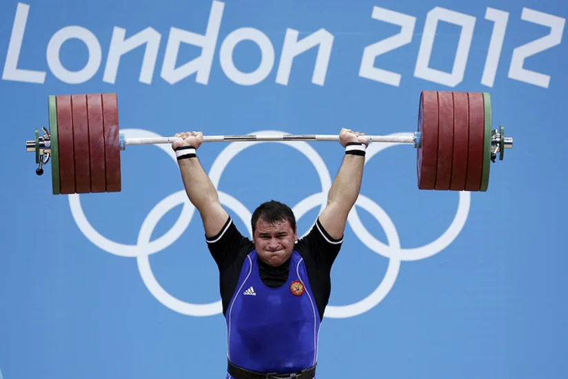 Rusiyalı olimpiya mükafatçısı yarışlardan kənarlaşdırılıb