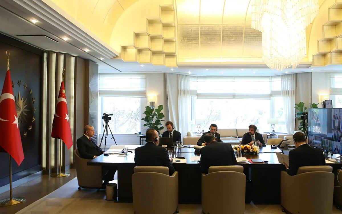 Ərdoğan: Azərbaycan türk nəqliyyatçıları üçün mühüm tranzit marşruta çevrilib