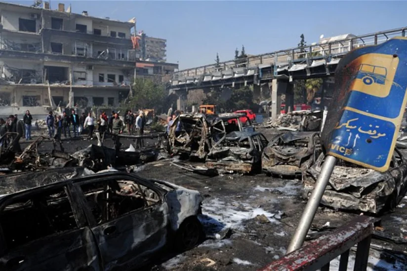 ​Dəməşqin ətafı bombalanıb: 70-dən çox insan ölüb