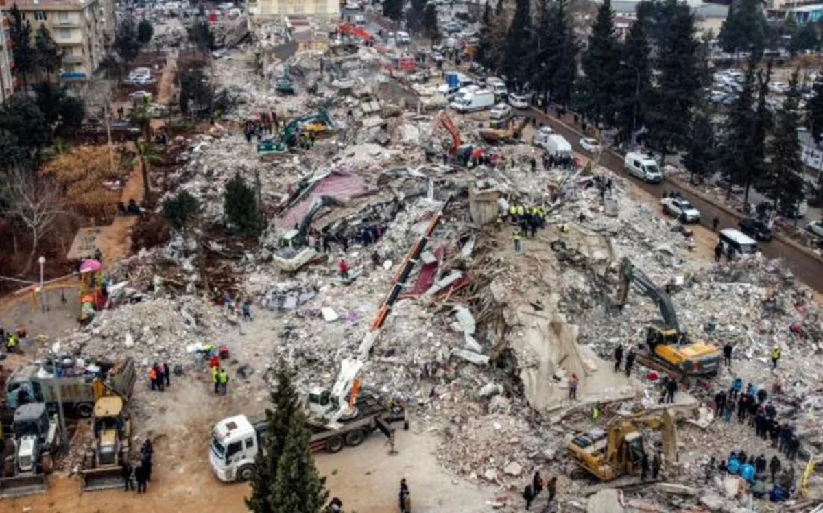 Türkiyədə 198 saatdan sonra daha bir nəfər dağıntılar altından sağ xilas edilib