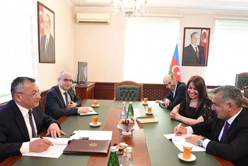 Dövlət Komitəsi və Mediasiya Şurası arasında memorandum imzalanıb