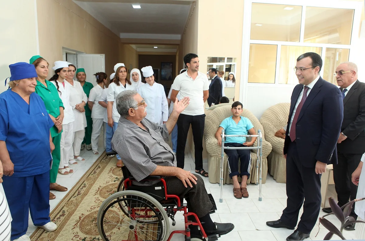 Sahil Babayev Şirvandakı reabilitasiya mərkəzində göstərilən bərpa müalicəsi xidmətləri ilə tanış olub