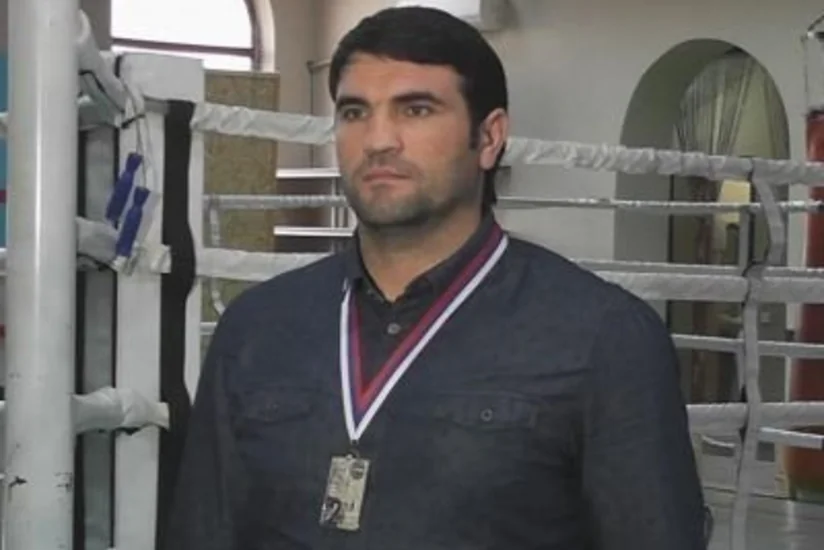 Beşqat dünya çempionu ilə bağlı hökm dəyişdi