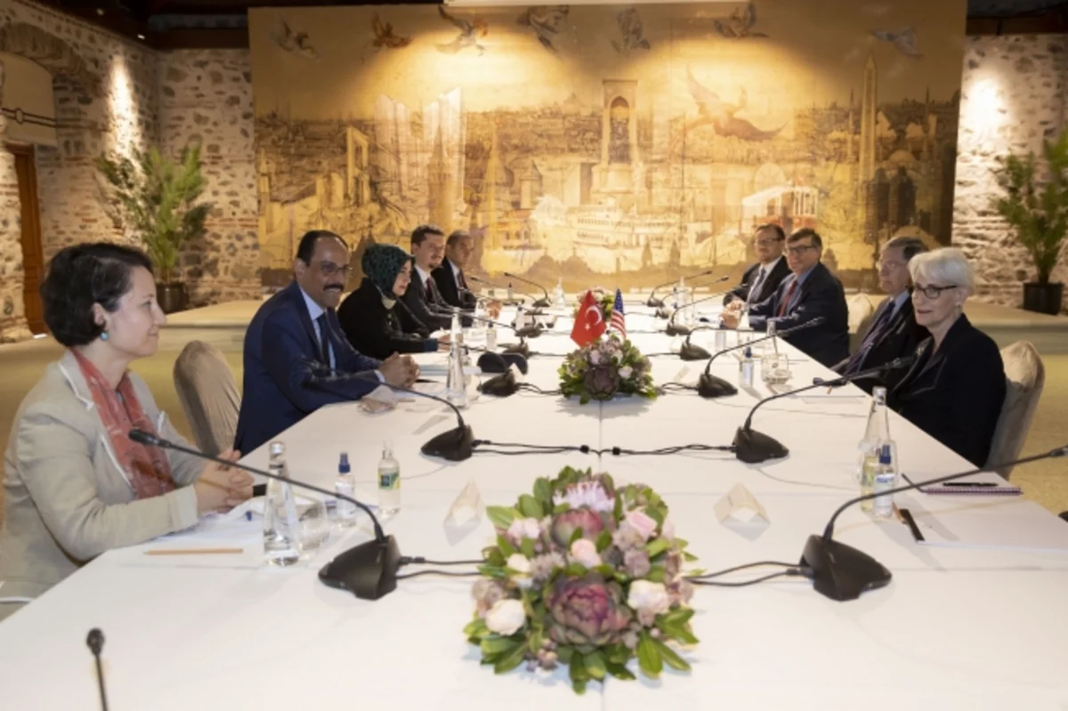 Ərdoğanın sözçüsü ABŞ dövlət katibinin müavini ilə Qarabağ məsələsini müzakirə edib