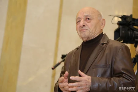 YAP-da İmadəddin Nəsiminin 650 illik yubileyi ilə bağlı sərgi açılıb - FOTO