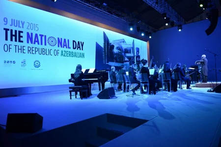 Heydər Əliyev Fondu “Milan Expo 2015”də Azərbaycan “Milli gün”ü çərçivəsində konsert proqramı təşkil edib
