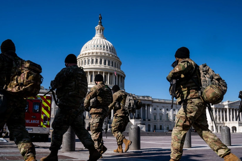 Vaşinqtonda Milli Qvardiyaya silahdan istifadə etmək səlahiyyəti verilib