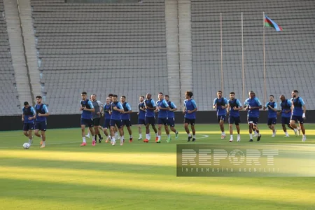 Qarabağ Olimpiyaya qarşı cavab oyunu ərəfəsində son məşqinə çıxıb