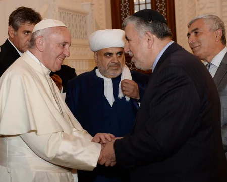 Roma Papası Heydər Məscidində olub