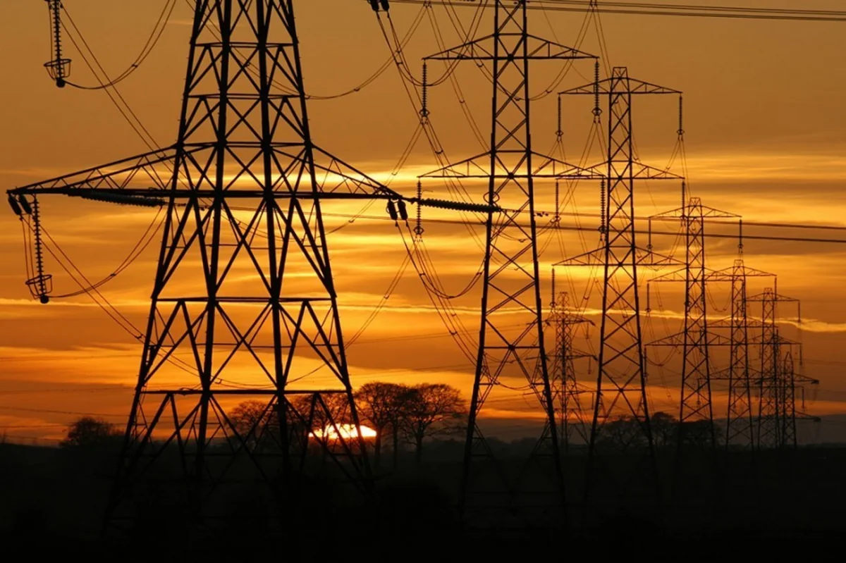 Noyabrda sahibkarlar elektrik enerjisinə qoşulma üçün 397 min manat ödəyib